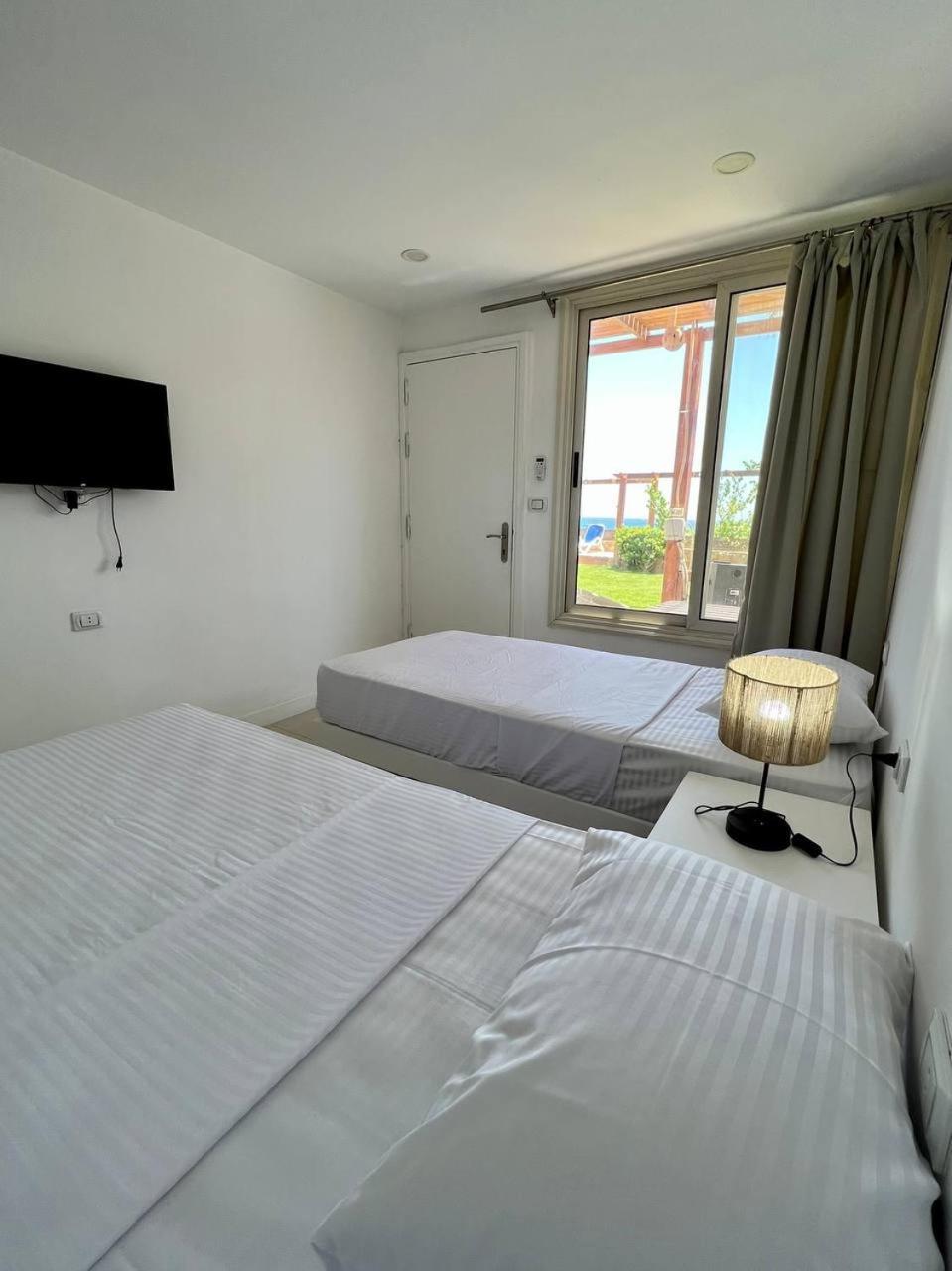 Serafy City Center Hostel And Pool For Foreigners Adults Only Hurghada Bilik gambar
