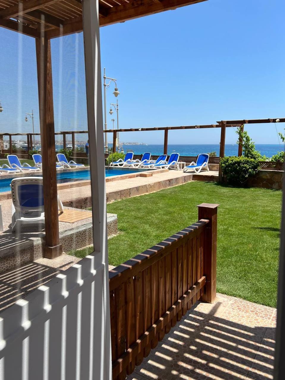 Serafy City Center Hostel And Pool For Foreigners Adults Only Hurghada Bilik gambar